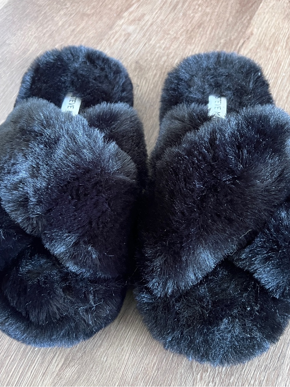 Black Faux Fur Cross-Band Women’s Slide Slippers Steve Madden 7-8